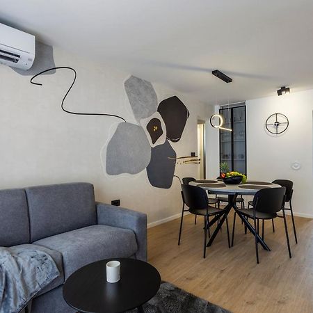 Apartman Izis Centar Pule Pula Eksteriør billede