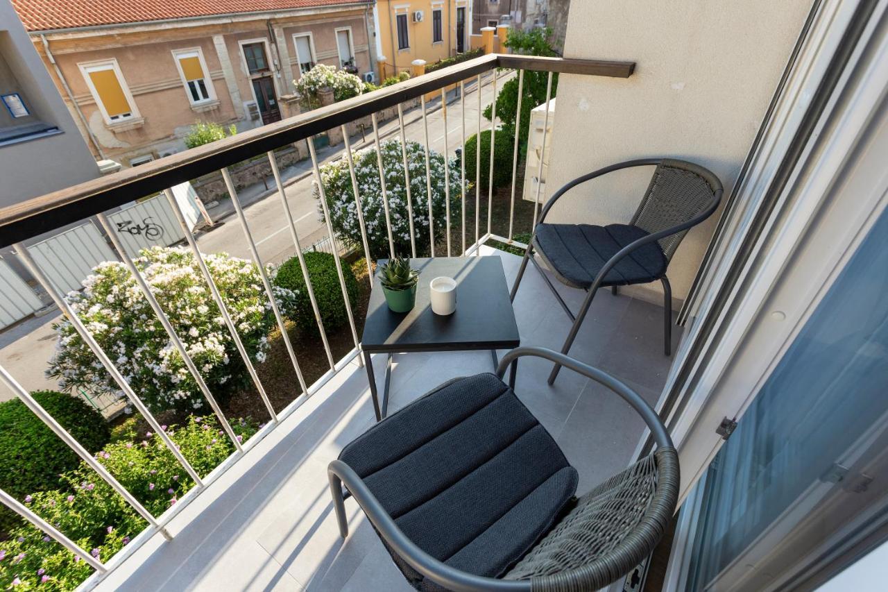 Apartman Izis Centar Pule Pula Eksteriør billede